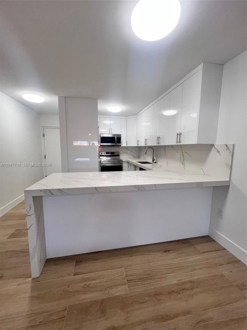 840 SW 129th Pl, Unit 101, Miami, FL 33184 Photo