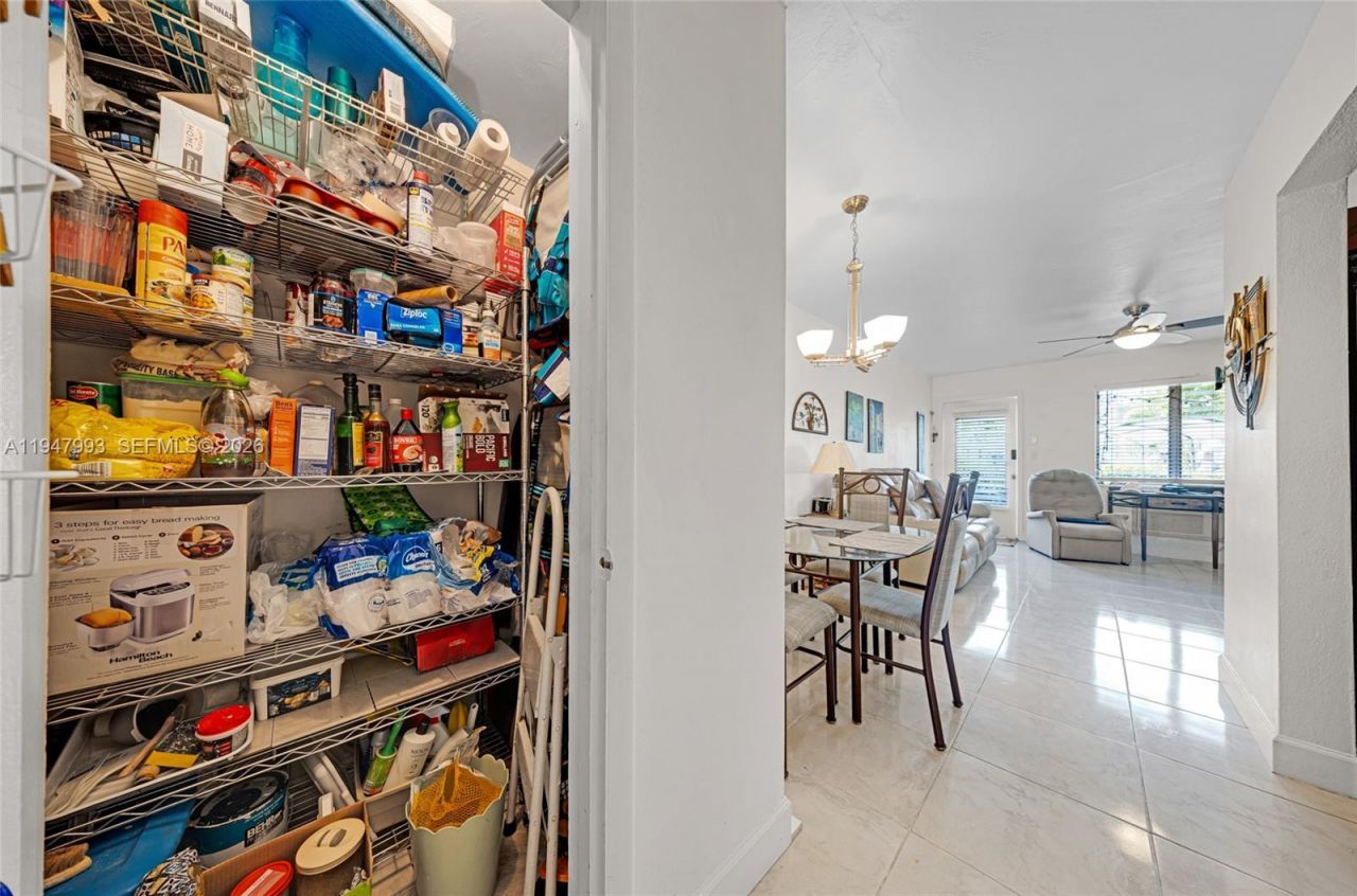 15610 NE 6th Ave, Unit 9B, Miami, FL 33162 Photo