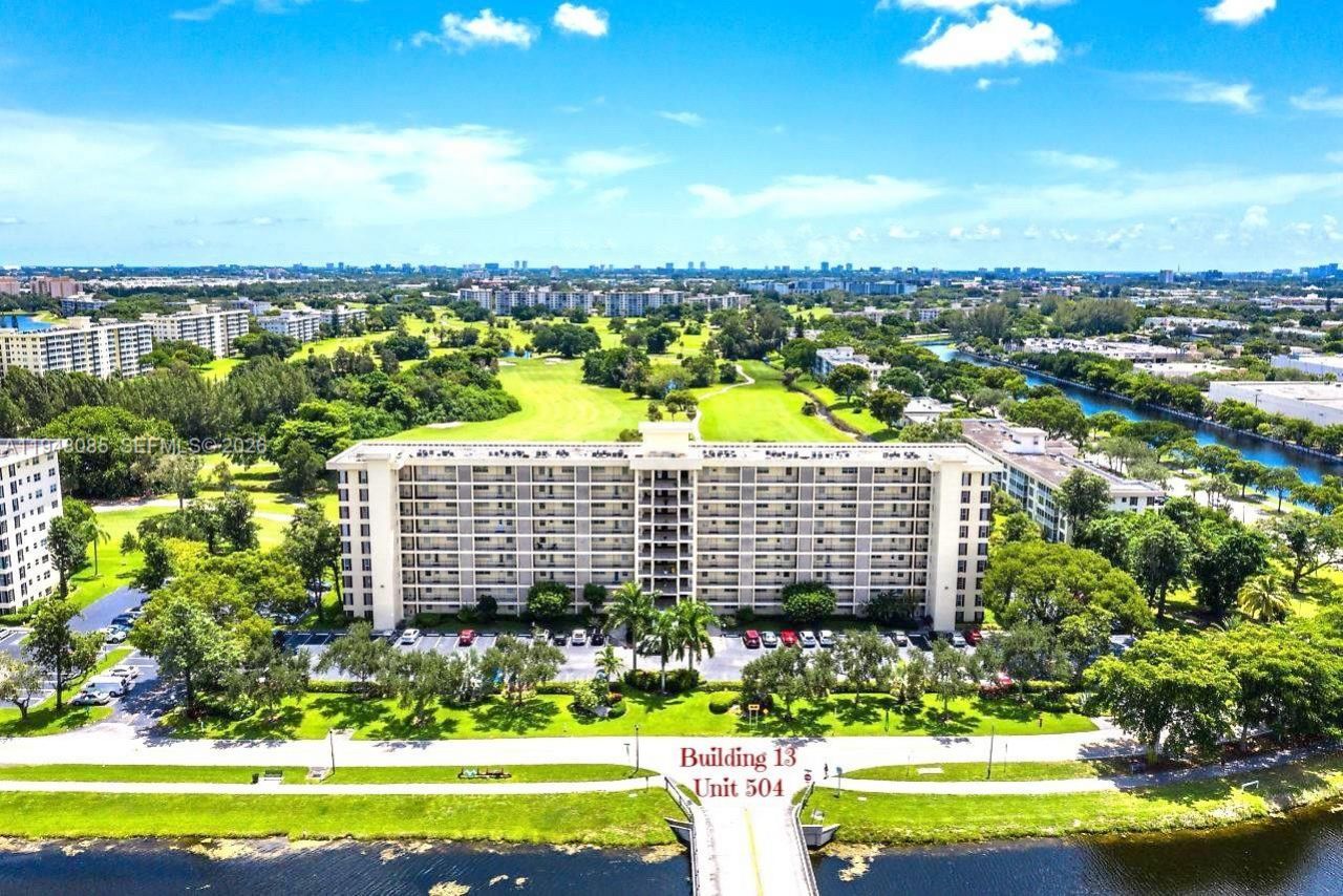 3300 N Palm Aire Dr, Unit 504, Pompano Beach, FL 33069 Photo