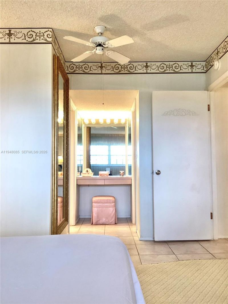 3300 N Palm Aire Dr, Unit 504, Pompano Beach, FL 33069 Photo