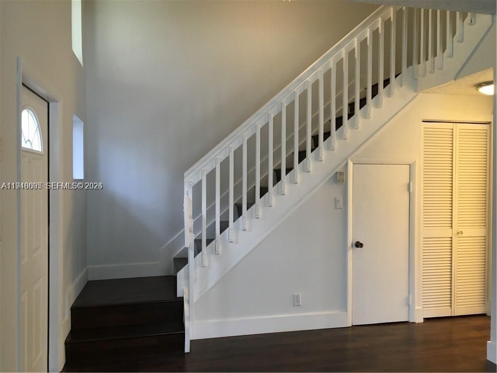 561 Racquet Club Rd, Unit 21, Weston, FL 33326 Photo