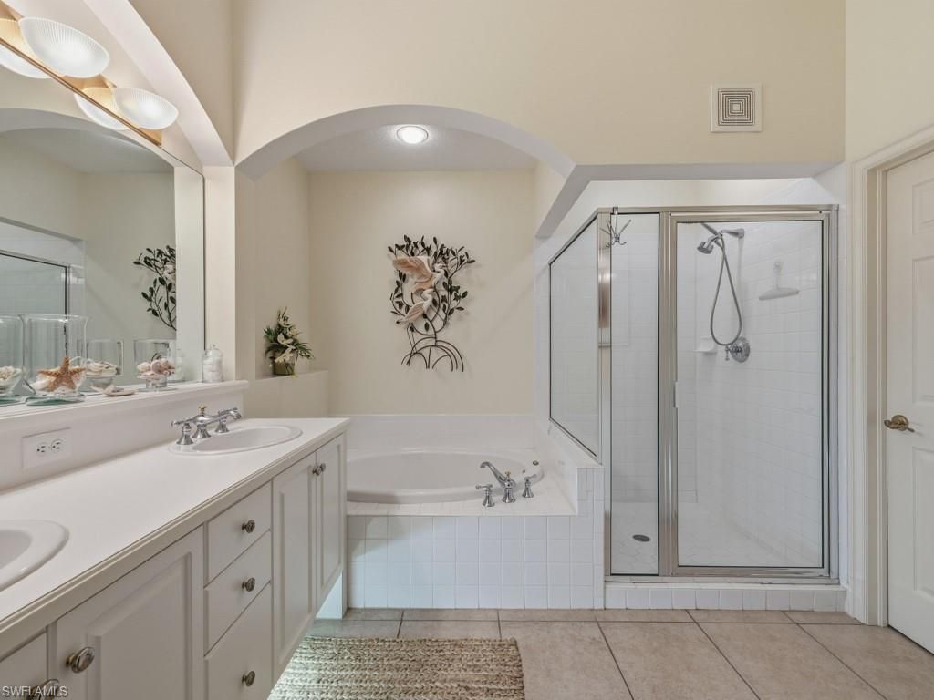 24651 Canary Island Ct, Unit 101, Bonita Springs, FL 34134 Photo