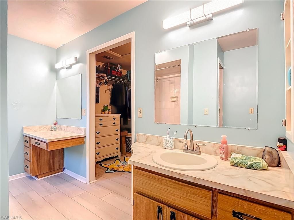 15650 Roberts Ln, Fort Myers, FL 33908 Photo