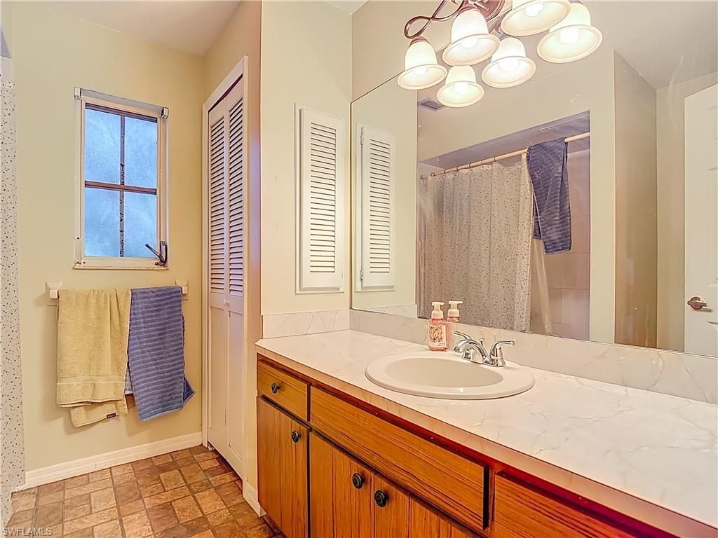 15650 Roberts Ln, Fort Myers, FL 33908 Photo