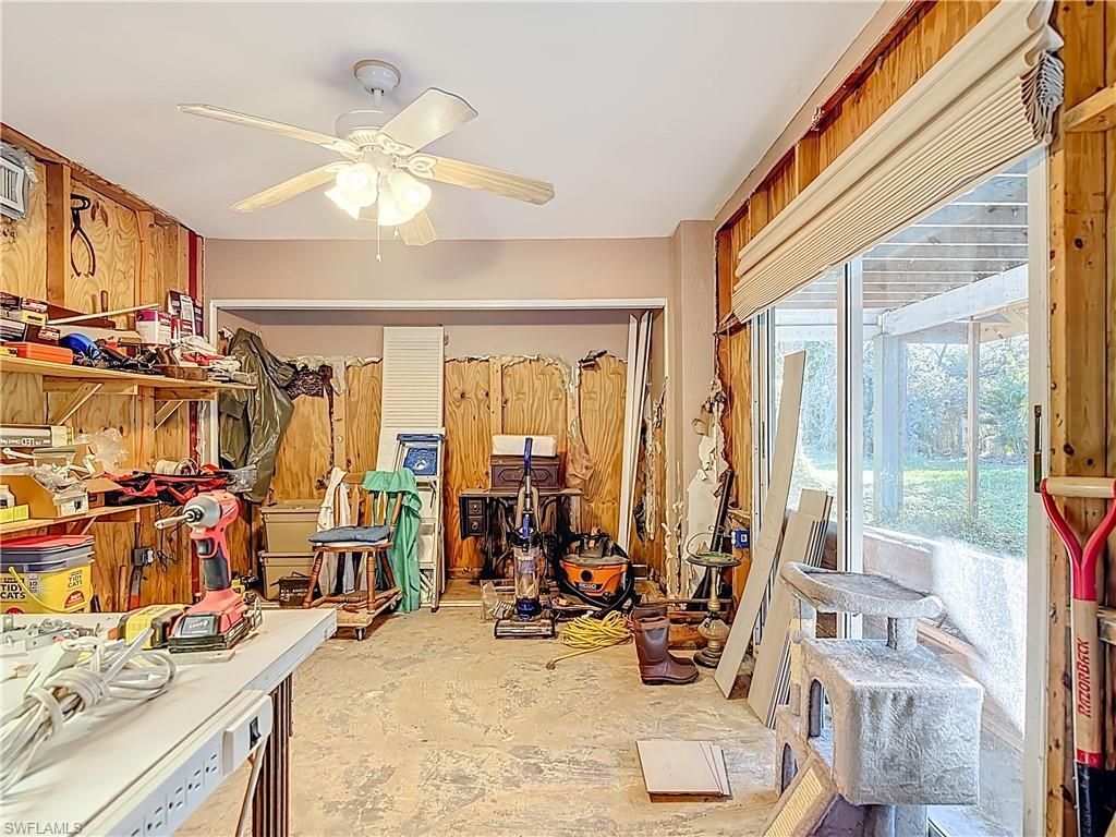 15650 Roberts Ln, Fort Myers, FL 33908 Photo