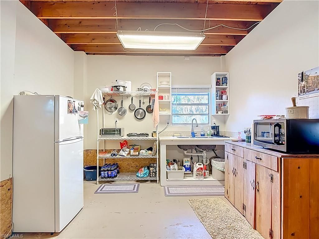 15650 Roberts Ln, Fort Myers, FL 33908 Photo