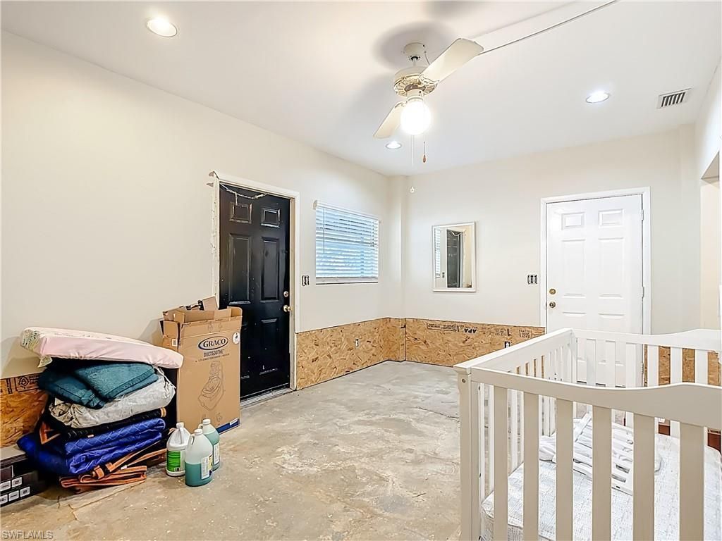 15650 Roberts Ln, Fort Myers, FL 33908 Photo