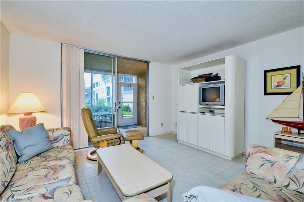 5959 Winkler Rd, Unit 118, Fort Myers, FL 33919 Photo