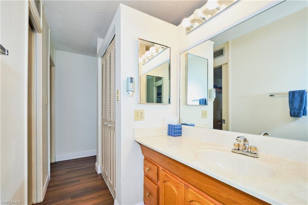 5959 Winkler Rd, Unit 118, Fort Myers, FL 33919 Photo