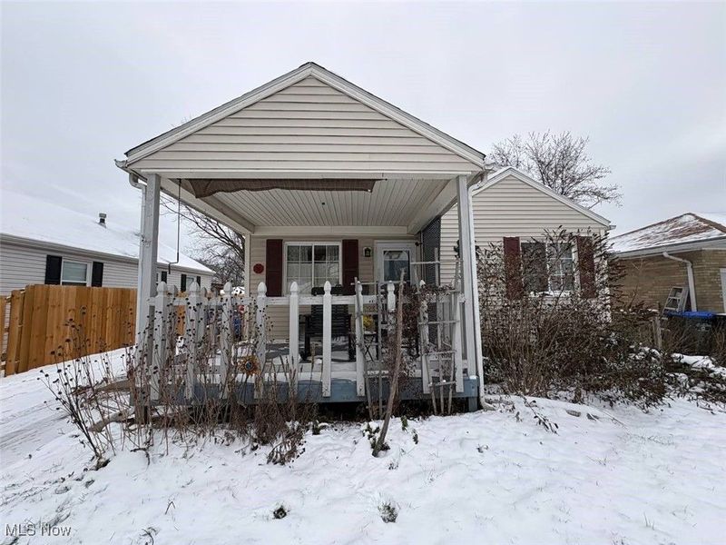 31 Alameda Avenue, Cuyahoga Falls, OH 44221 Photo 1