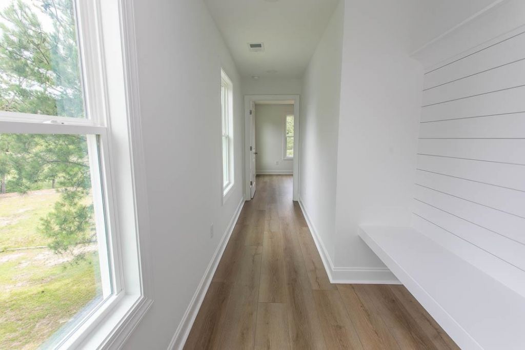 2212 Dykman Circle Photo 17