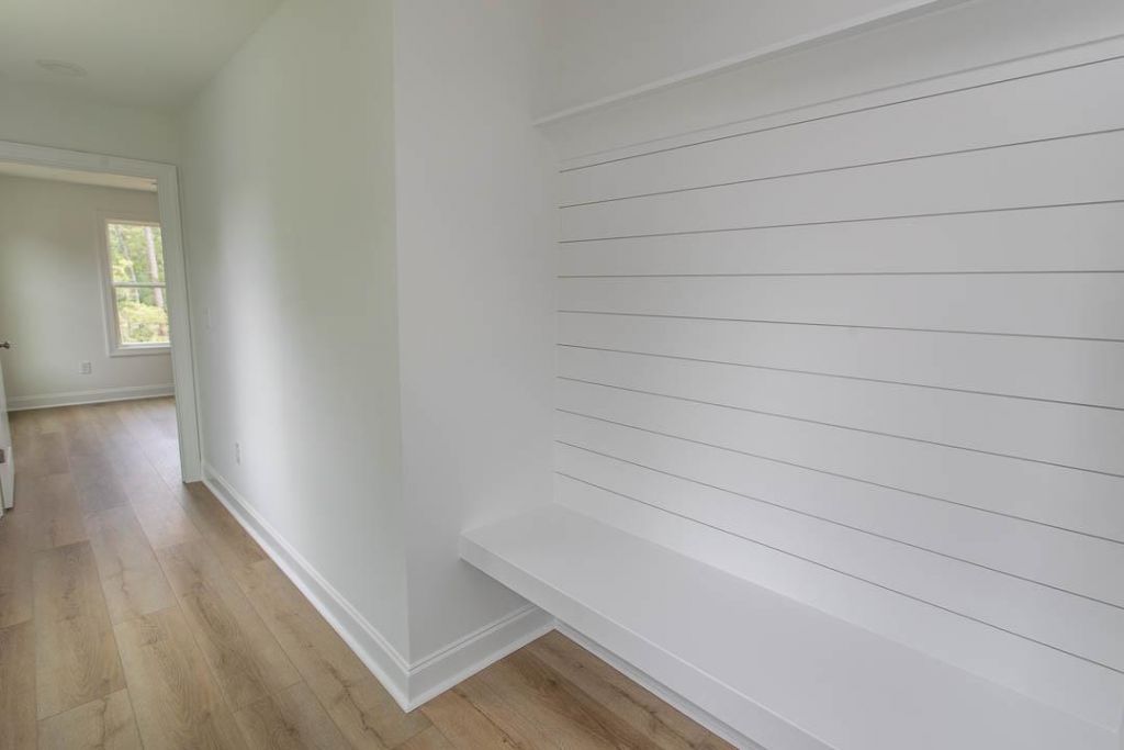 2212 Dykman Circle Photo 18