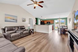 278 Encore Circle photo 4