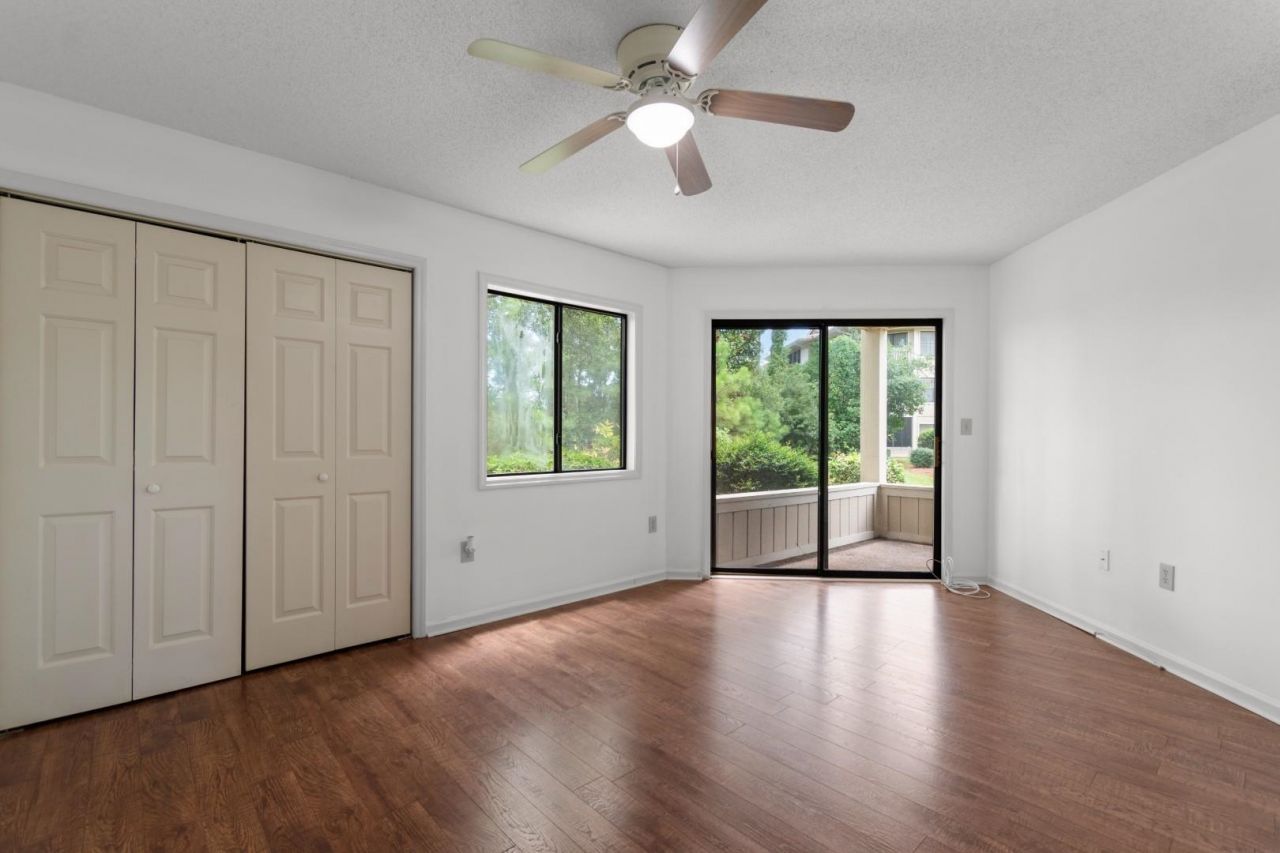 4218 Pinehurst Circle Photo 16