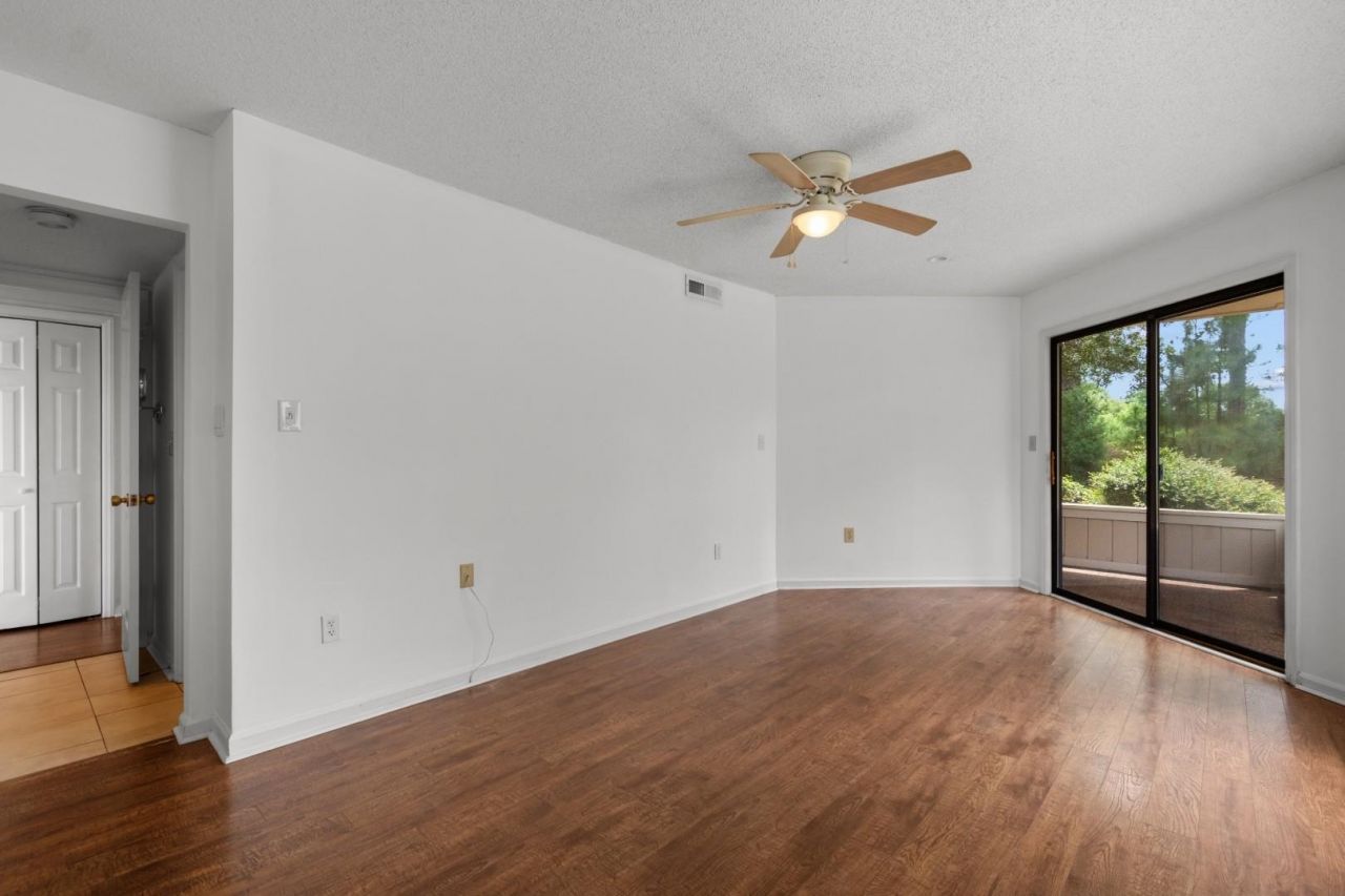 4218 Pinehurst Circle Photo 21