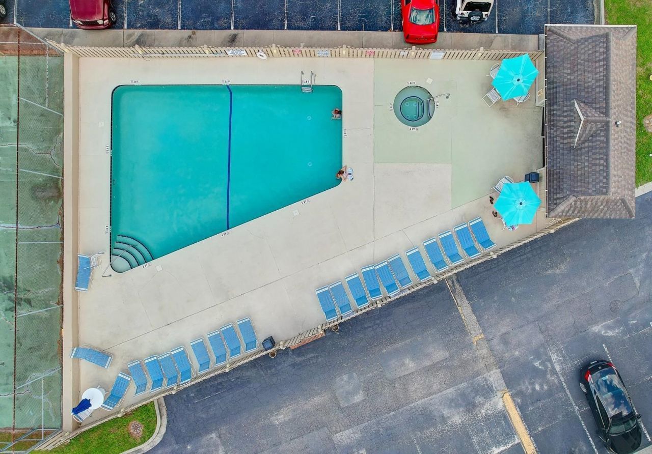 4218 Pinehurst Circle Photo 38