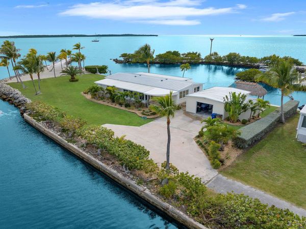76 Ocean Drive, KEY LARGO, FL 33037