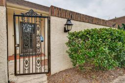 5 San Marks Ct. photo 4