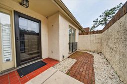 5 San Marks Ct. photo 4