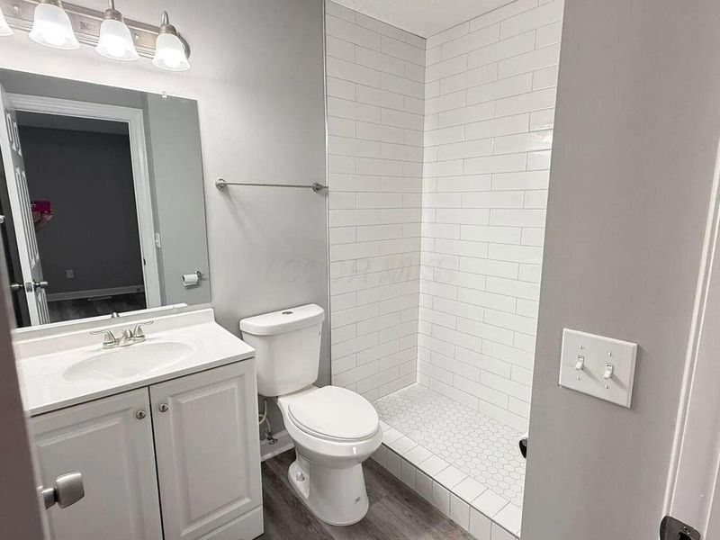 904 Charleston Way Drive , Unit 20F, Westerville, OH 43081 Photo 9