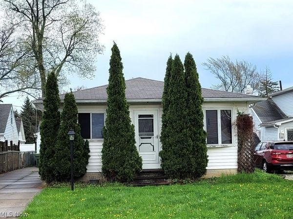 771 E 348th Street, Eastlake, OH 44095