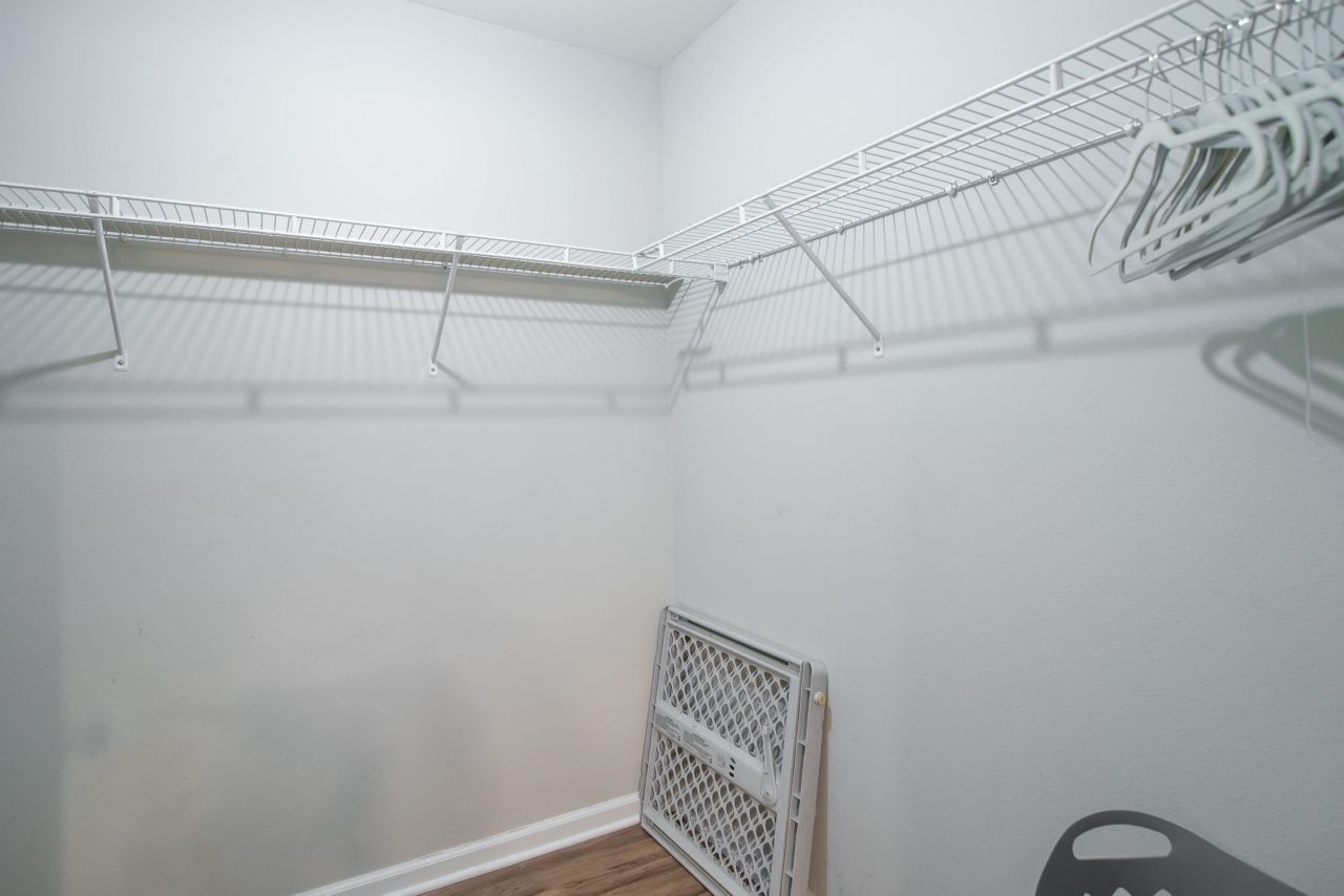 719 Blue Stem Dr. Photo 15