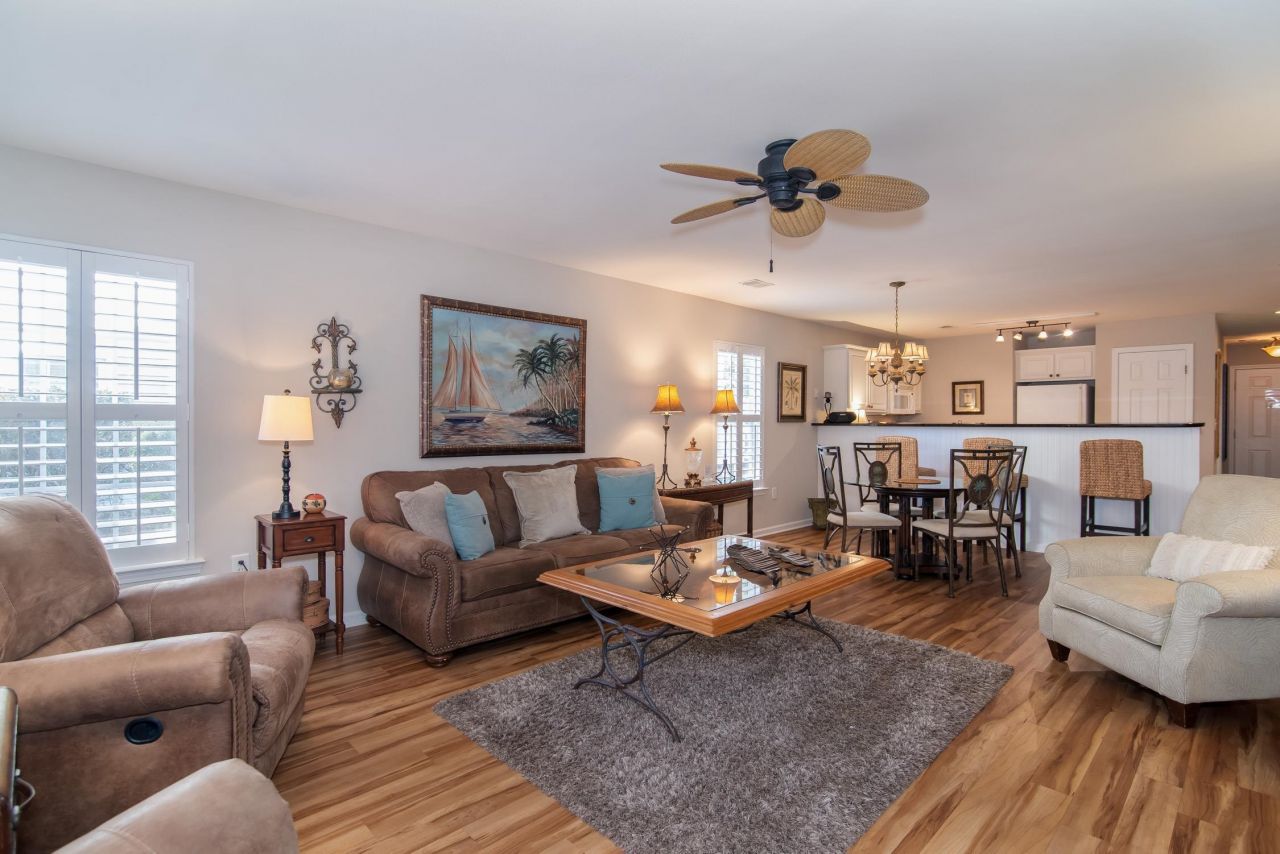 719 Blue Stem Dr. Photo 5