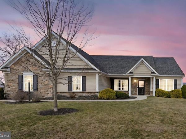 413 SUNRISE DRIVE, FREDERICKSBURG, PA 17026