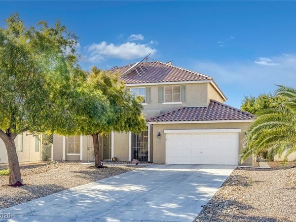 5245 Dawn Break Canyon Street, North Las Vegas, NV 89031