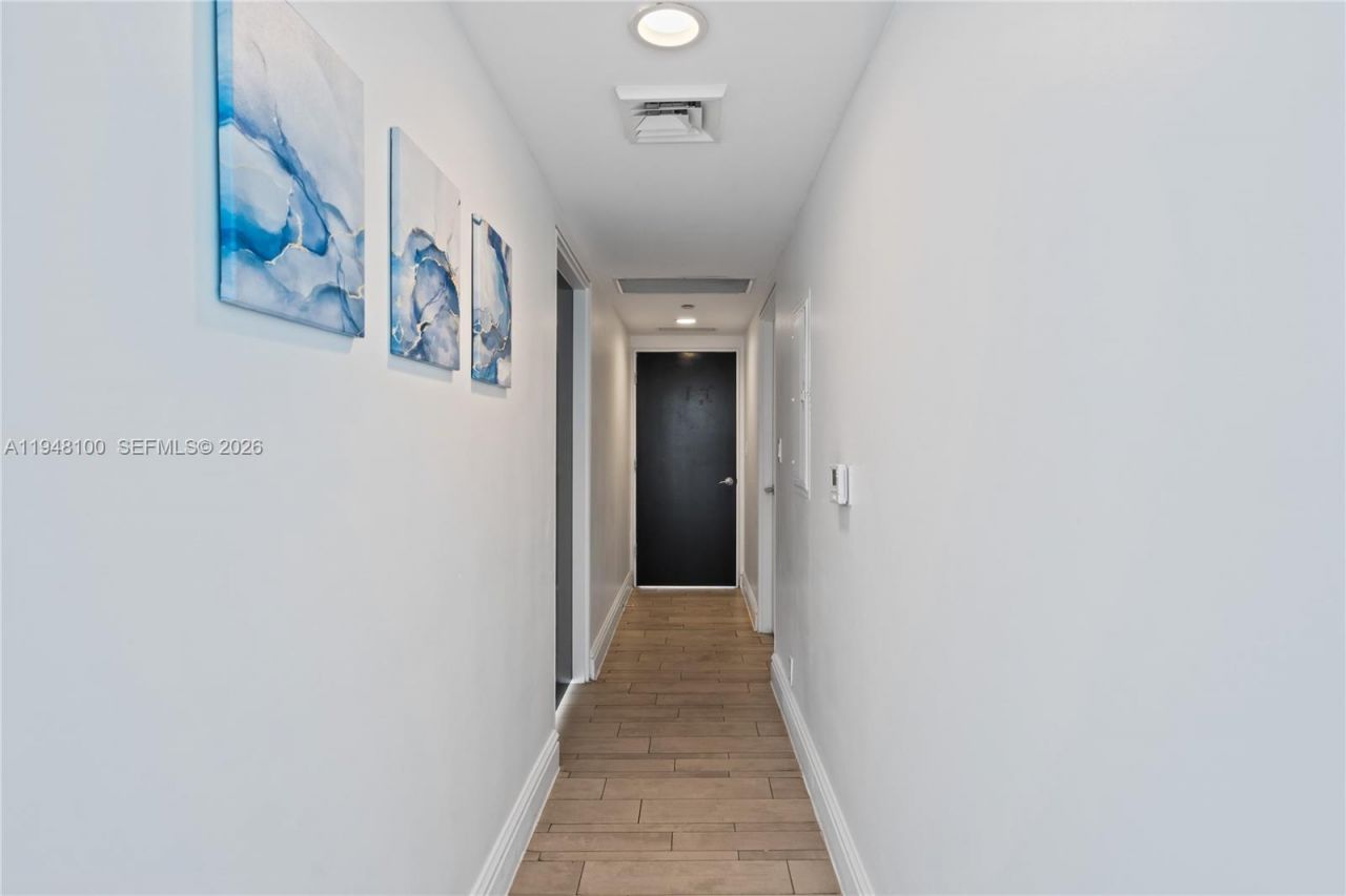 1100 West Ave , Unit 616, Miami Beach, FL 33139 Photo