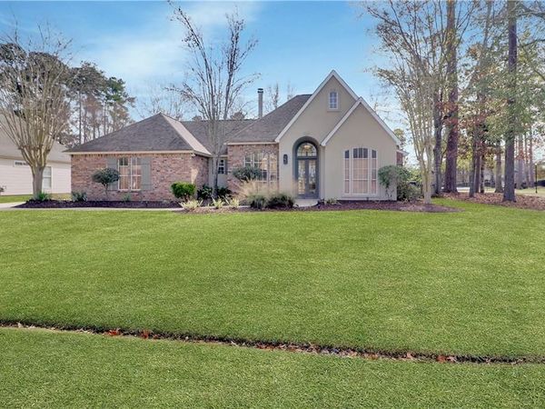 610 SWEET BAY Drive, Mandeville, LA 70448