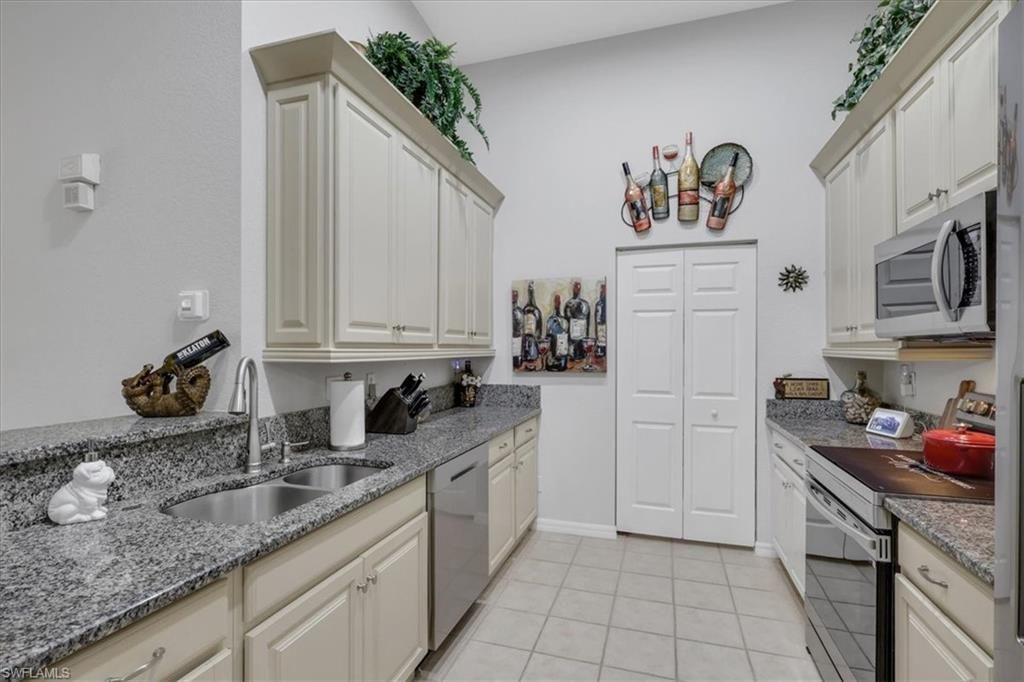 27107 N Matheson Ave, Unit 204, Bonita Springs, FL 34135 Photo