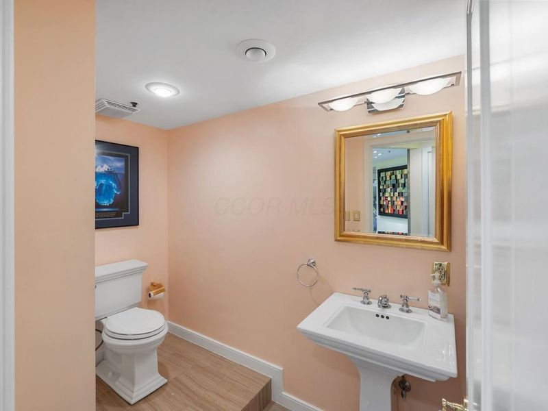 155 W Main Street, Unit 1901, Columbus, OH 43215 Photo 42