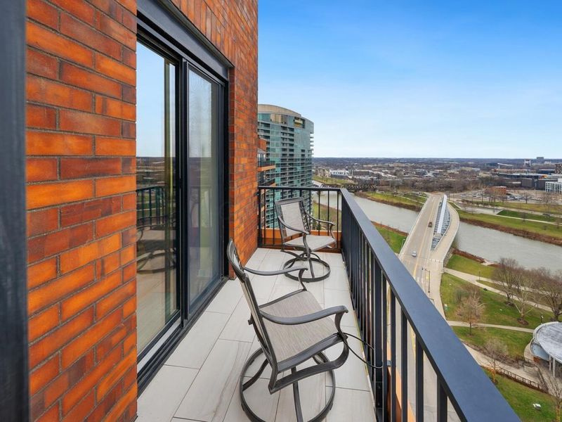 155 W Main Street, Unit 1901, Columbus, OH 43215 Photo 9