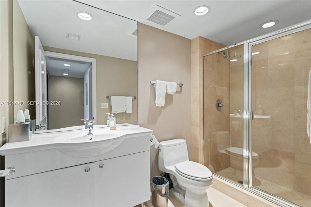 1850 S Ocean Dr, Unit 805, Hallandale Beach, FL 33009 Photo