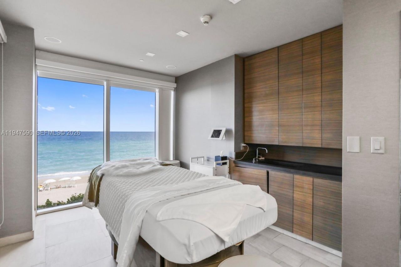 1850 S Ocean Dr, Unit 805, Hallandale Beach, FL 33009 Photo