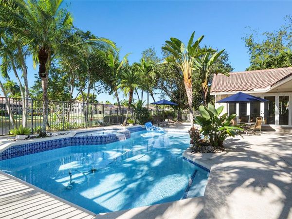 440 Sabal Way, Weston, FL 33326