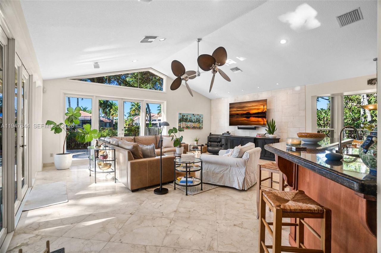 440 Sabal Way, Weston, FL 33326 Photo