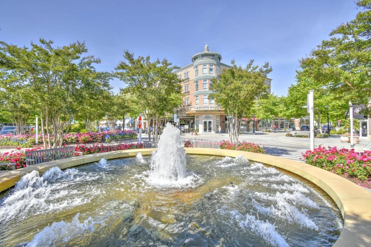 536 Redwood Ave. Photo 29