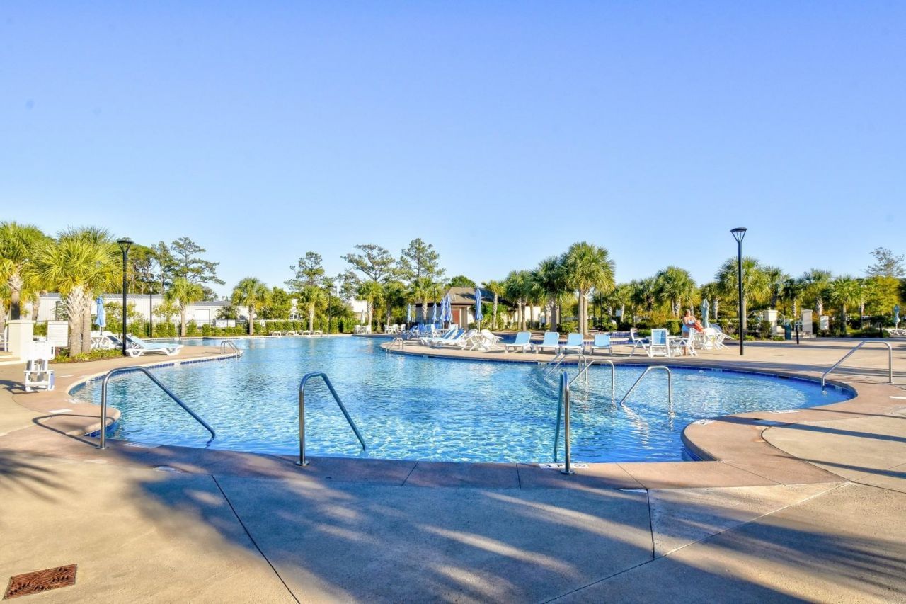 536 Redwood Ave. Photo 30