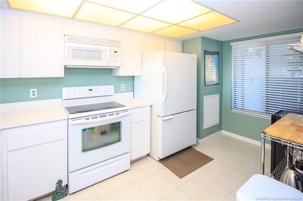 4490 NE Sandpebble Trace, Unit 105, Stuart, FL 34996 Photo