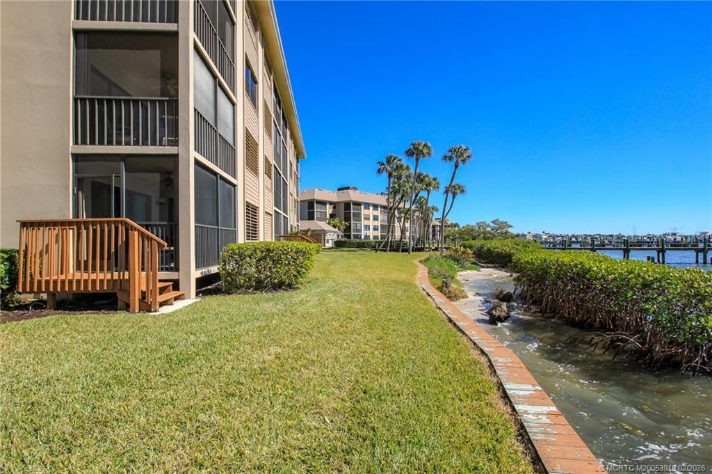 4490 NE Sandpebble Trace, Unit 105, Stuart, FL 34996 Photo