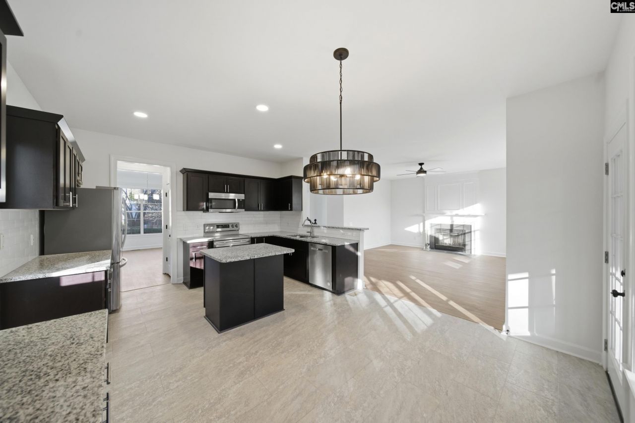 300 W Ashford Way Photo 15