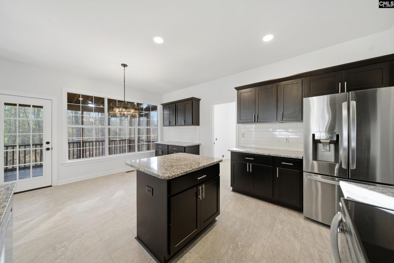 300 W Ashford Way Photo 16