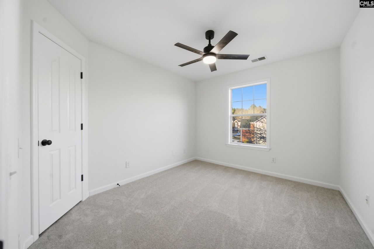 300 W Ashford Way Photo 26