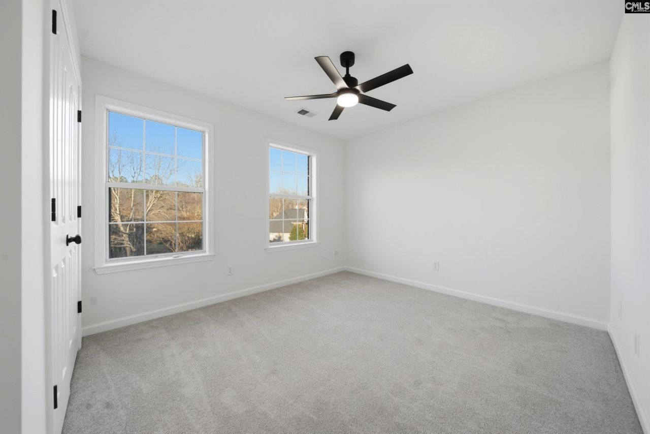 300 W Ashford Way Photo 32