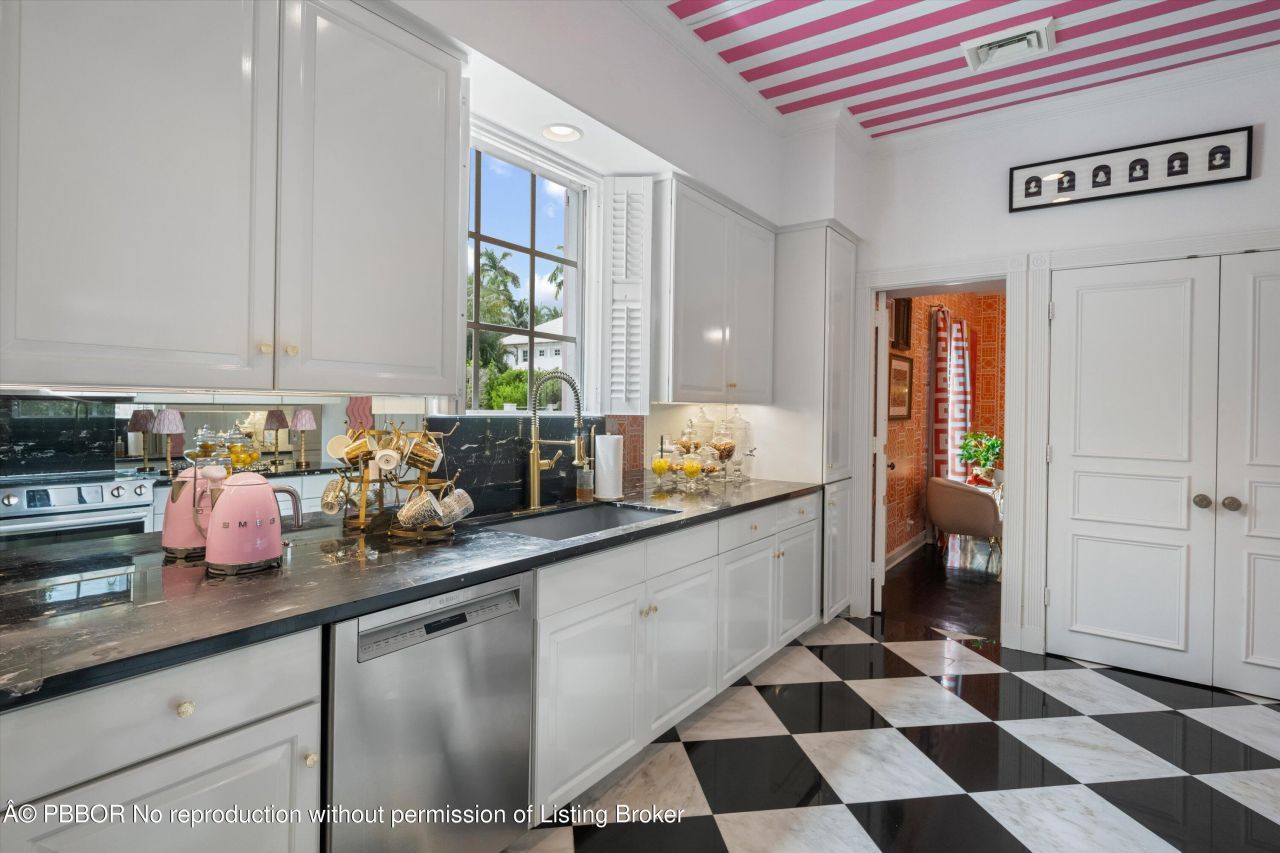 201 Bahama Lane, Palm Beach, FL 33480 Photo