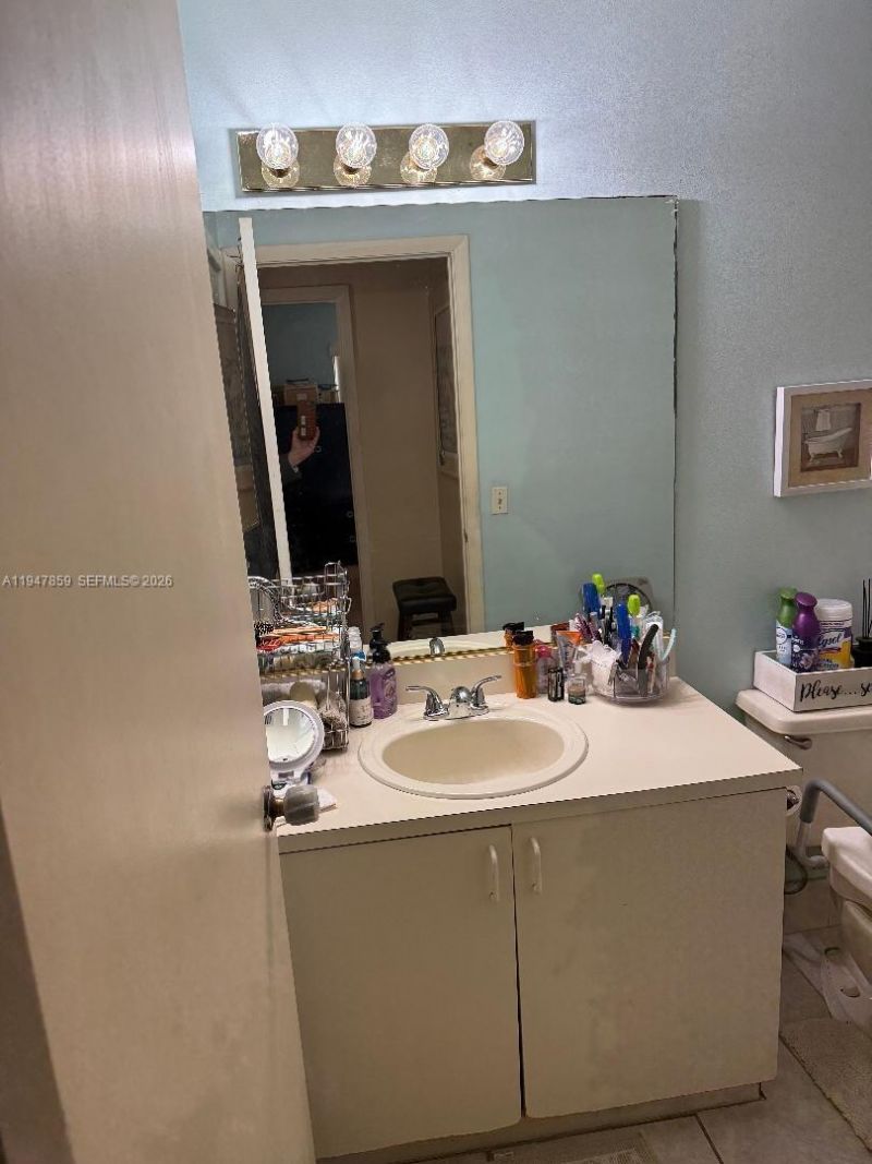 20924 Grouper Dr, Cutler Bay, FL 33189 Photo