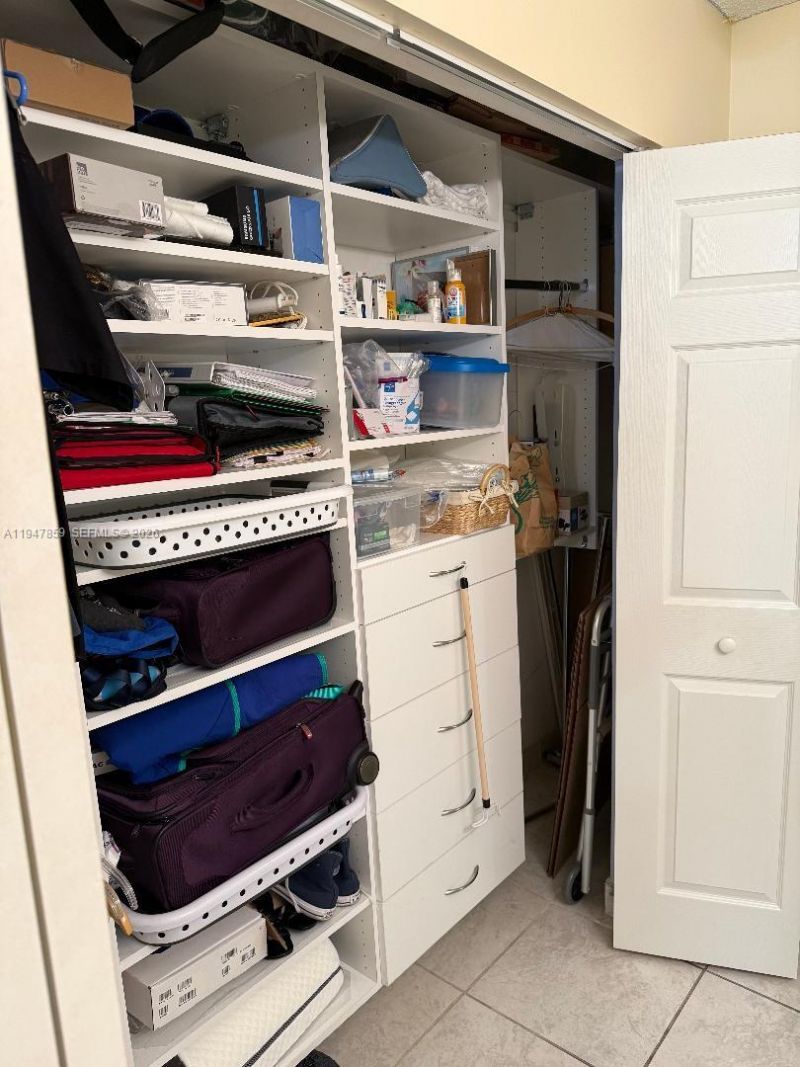 20924 Grouper Dr, Cutler Bay, FL 33189 Photo