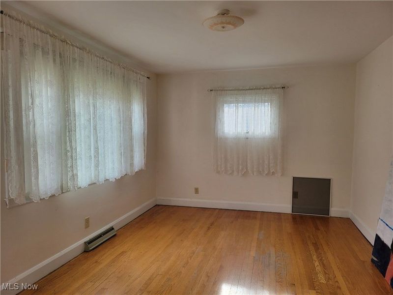 333 St Clair Avenue, Cadiz, OH 43907 Photo 4